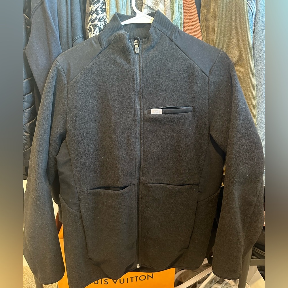Women’s Black Figs Fleece Jacket- On-shift